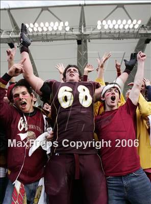 Thumbnail 3 in Cardinal Newman vs Oaks Christian (D3 State Final) photogallery.