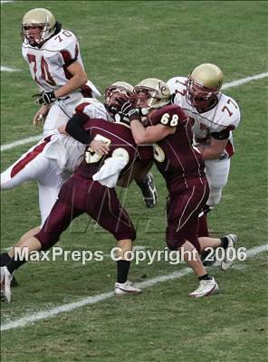 Thumbnail 3 in Cardinal Newman vs Oaks Christian (D3 State Final) photogallery.