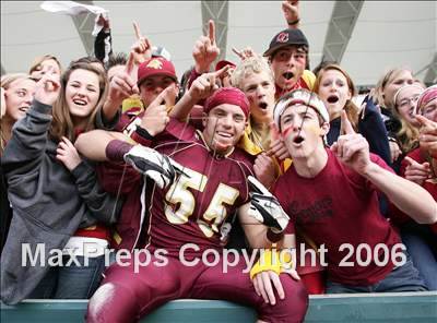 Thumbnail 2 in Cardinal Newman vs Oaks Christian (D3 State Final) photogallery.