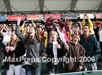 Thumbnail 3 in Cardinal Newman vs Oaks Christian (D3 State Final) photogallery.