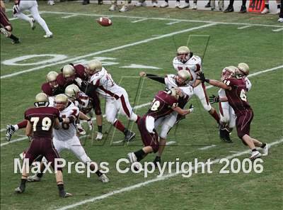 Thumbnail 1 in Cardinal Newman vs Oaks Christian (D3 State Final) photogallery.