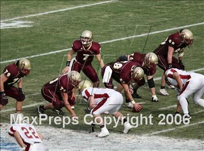 Thumbnail 3 in Cardinal Newman vs Oaks Christian (D3 State Final) photogallery.