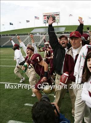 Thumbnail 1 in Cardinal Newman vs Oaks Christian (D3 State Final) photogallery.