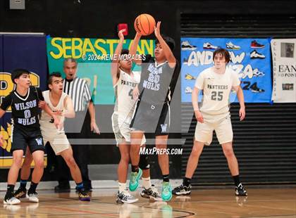 Thumbnail 3 in Wilson vs Franklin photogallery.