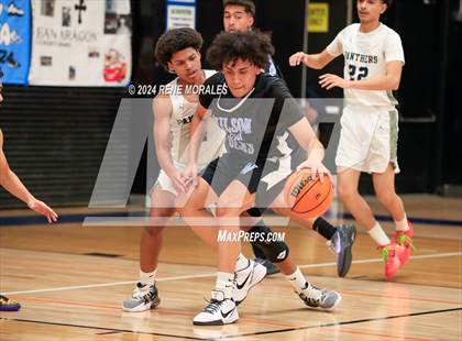Thumbnail 2 in Wilson vs Franklin photogallery.