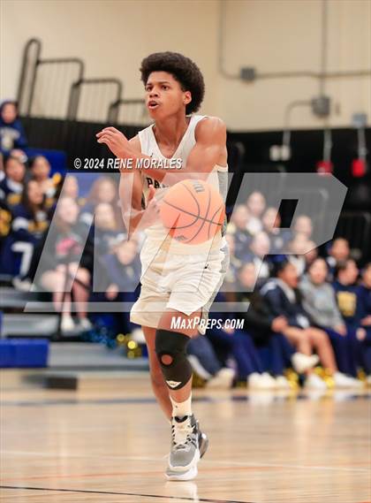 Thumbnail 3 in Wilson vs Franklin photogallery.