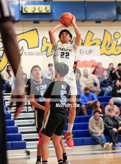 Thumbnail 2 in Wilson vs Franklin photogallery.