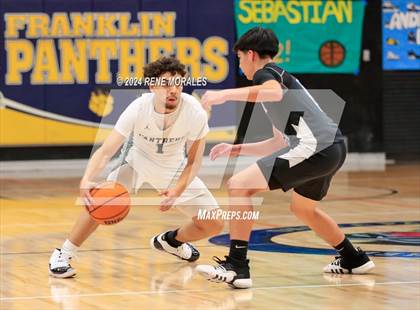 Thumbnail 2 in Wilson vs Franklin photogallery.