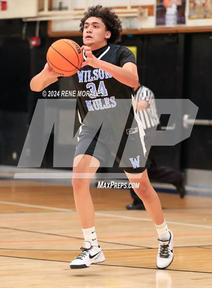 Thumbnail 2 in Wilson vs Franklin photogallery.