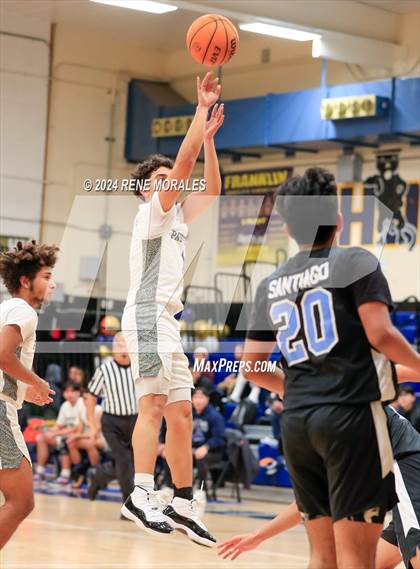 Thumbnail 3 in Wilson vs Franklin photogallery.