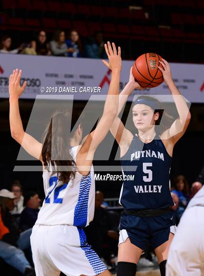 Thumbnail 1 in Dobbs Ferry vs. Putnam Valley (Slam Dunk Tournament) photogallery.