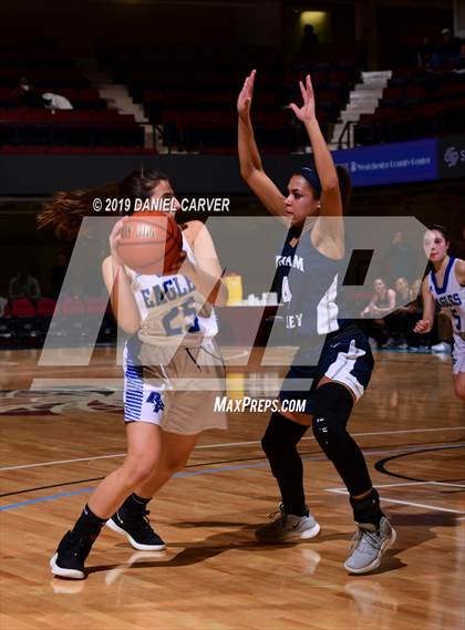 Thumbnail 3 in Dobbs Ferry vs. Putnam Valley (Slam Dunk Tournament) photogallery.