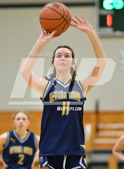 Thumbnail 2 in JV: Nevada Union @ Ponderosa photogallery.
