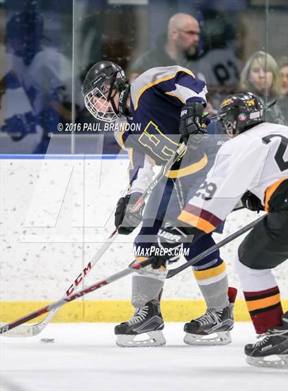 Thumbnail 2 in Housatonic/Northwestern/Wamogo @ Eastern CT Eagles photogallery.