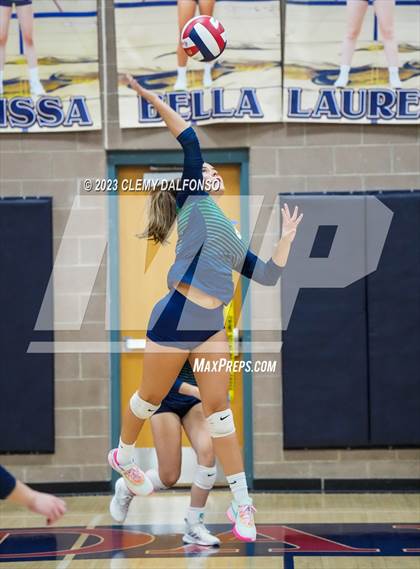 Thumbnail 2 in Grand Junction Central vs ThunderRidge (Dakota Ridge Varsity Tournament) photogallery.