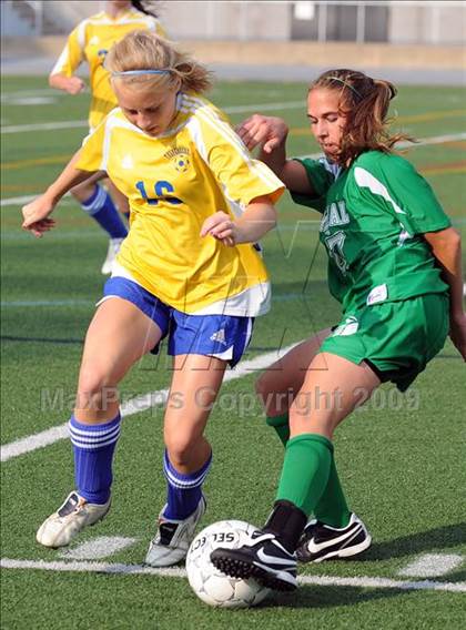 Thumbnail 2 in Donegal vs Tulpehocken (PIAA AA Semifinals) photogallery.
