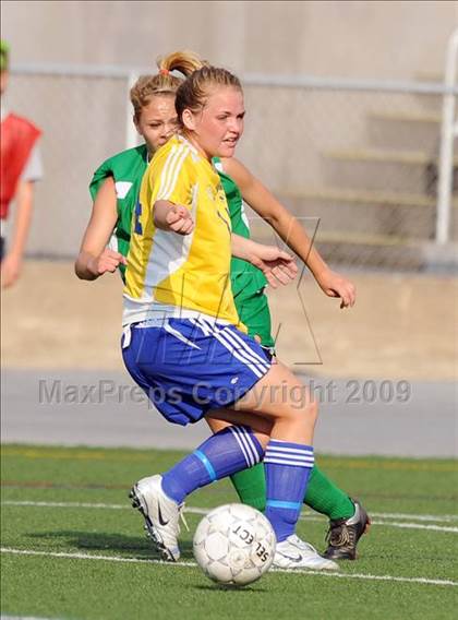 Thumbnail 1 in Donegal vs Tulpehocken (PIAA AA Semifinals) photogallery.