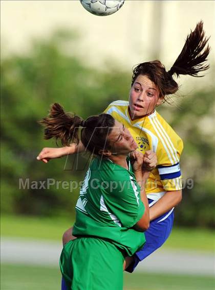 Thumbnail 1 in Donegal vs Tulpehocken (PIAA AA Semifinals) photogallery.