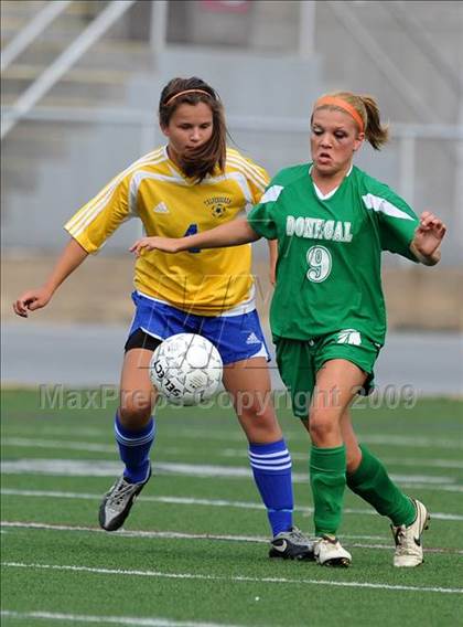 Thumbnail 2 in Donegal vs Tulpehocken (PIAA AA Semifinals) photogallery.