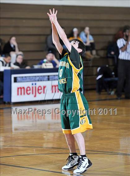 Thumbnail 3 in Groves @ Farmington photogallery.