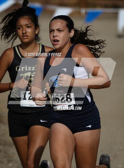 Thumbnail 1 in Masters University Cross Country Invitational photogallery.
