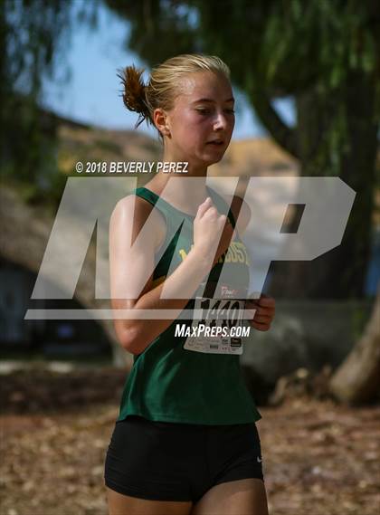 Thumbnail 2 in Masters University Cross Country Invitational photogallery.
