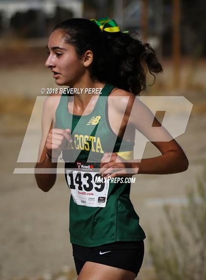Thumbnail 1 in Masters University Cross Country Invitational photogallery.