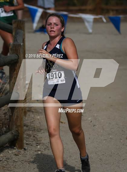 Thumbnail 1 in Masters University Cross Country Invitational photogallery.