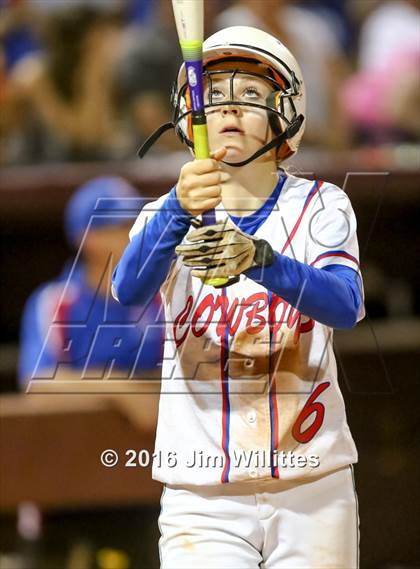 Thumbnail 2 in Pueblo vs. Camp Verde (AIA D4 Final) photogallery.