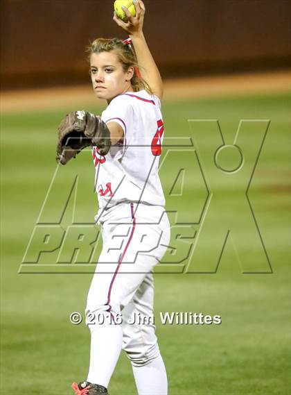 Thumbnail 1 in Pueblo vs. Camp Verde (AIA D4 Final) photogallery.