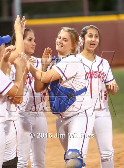 Thumbnail 2 in Pueblo vs. Camp Verde (AIA D4 Final) photogallery.