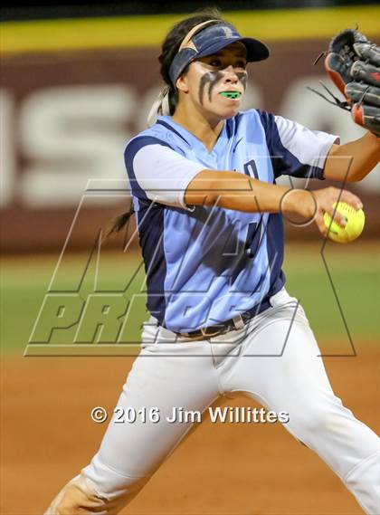 Thumbnail 2 in Pueblo vs. Camp Verde (AIA D4 Final) photogallery.