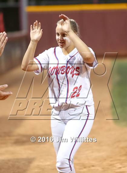 Thumbnail 3 in Pueblo vs. Camp Verde (AIA D4 Final) photogallery.