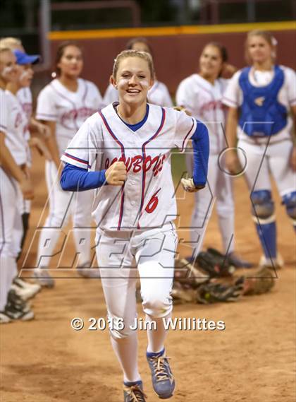 Thumbnail 1 in Pueblo vs. Camp Verde (AIA D4 Final) photogallery.