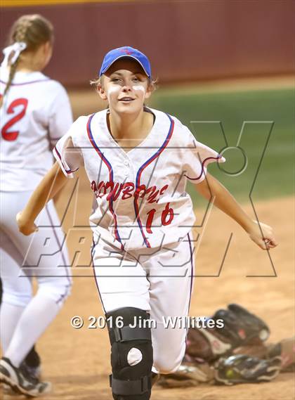 Thumbnail 2 in Pueblo vs. Camp Verde (AIA D4 Final) photogallery.
