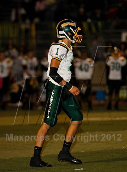 Thumbnail 3 in Canyon @ Saugus photogallery.