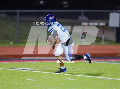 Thumbnail 2 in JV: Moore @ Mustang photogallery.