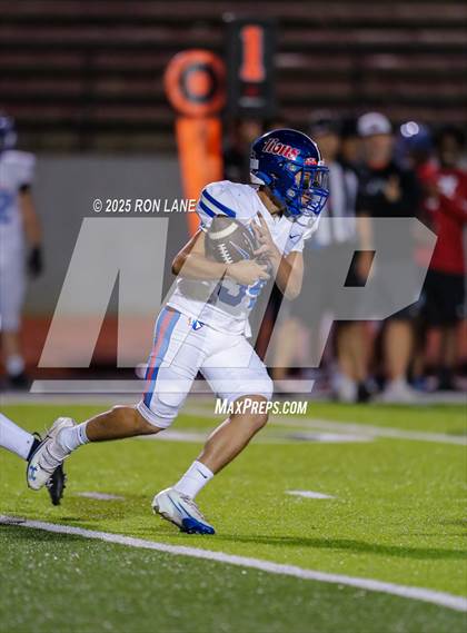 Thumbnail 1 in JV: Moore @ Mustang photogallery.