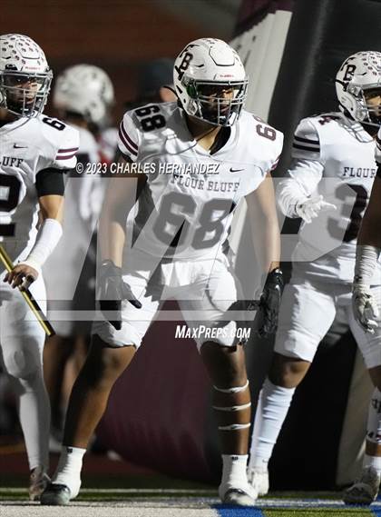 Thumbnail 1 in Liberty Hill vs. Flour Bluff (UIL 5A Division II Region 4 Semifinal) photogallery.