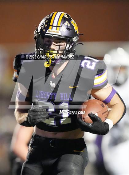 Thumbnail 2 in Liberty Hill vs. Flour Bluff (UIL 5A Division II Region 4 Semifinal) photogallery.