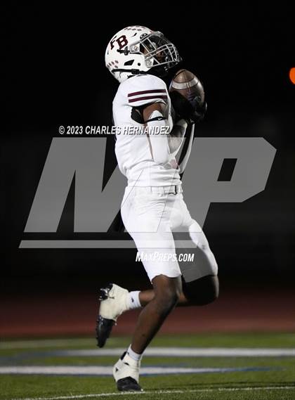 Thumbnail 1 in Liberty Hill vs. Flour Bluff (UIL 5A Division II Region 4 Semifinal) photogallery.