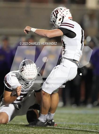 Thumbnail 2 in Liberty Hill vs. Flour Bluff (UIL 5A Division II Region 4 Semifinal) photogallery.