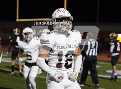 Thumbnail 3 in Liberty Hill vs. Flour Bluff (UIL 5A Division II Region 4 Semifinal) photogallery.