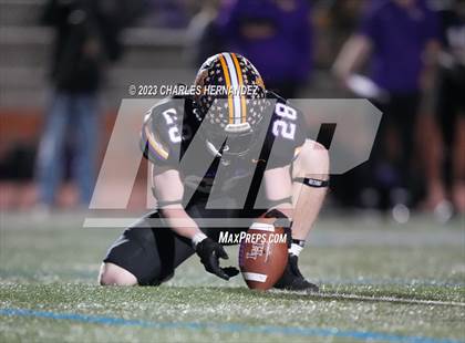 Thumbnail 1 in Liberty Hill vs. Flour Bluff (UIL 5A Division II Region 4 Semifinal) photogallery.