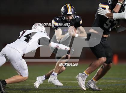 Thumbnail 3 in Liberty Hill vs. Flour Bluff (UIL 5A Division II Region 4 Semifinal) photogallery.