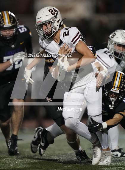 Thumbnail 1 in Liberty Hill vs. Flour Bluff (UIL 5A Division II Region 4 Semifinal) photogallery.