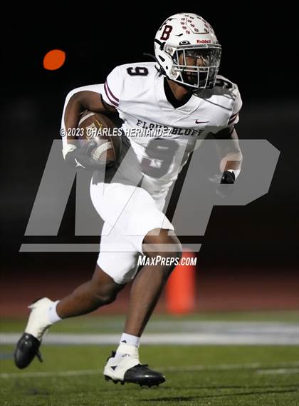 Thumbnail 3 in Liberty Hill vs. Flour Bluff (UIL 5A Division II Region 4 Semifinal) photogallery.