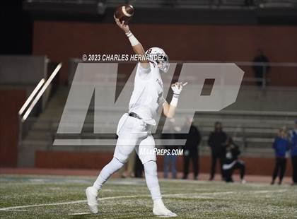 Thumbnail 3 in Liberty Hill vs. Flour Bluff (UIL 5A Division II Region 4 Semifinal) photogallery.