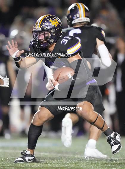 Thumbnail 1 in Liberty Hill vs. Flour Bluff (UIL 5A Division II Region 4 Semifinal) photogallery.
