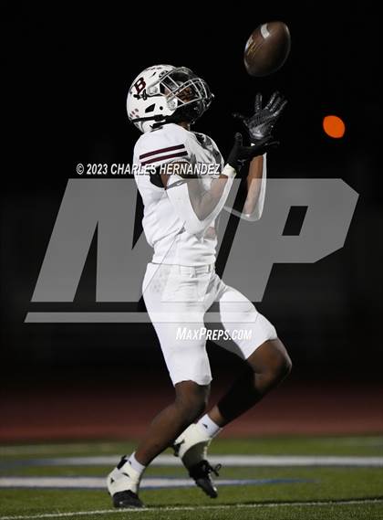 Thumbnail 2 in Liberty Hill vs. Flour Bluff (UIL 5A Division II Region 4 Semifinal) photogallery.